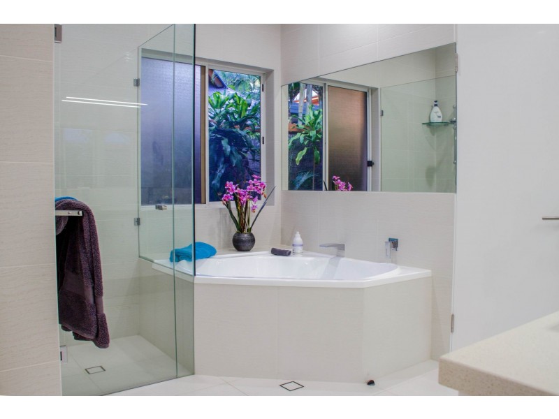 25 David Street, Noosa Heads QLD 4567