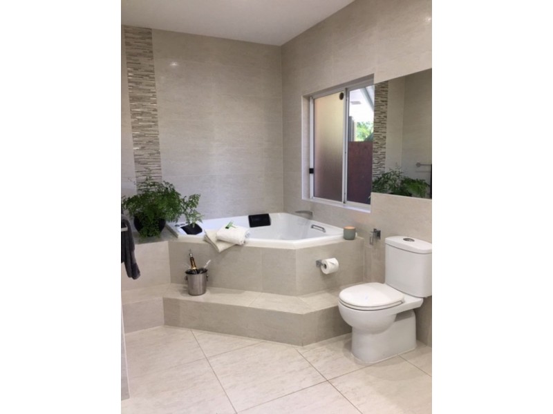 25 David Street, Noosa Heads QLD 4567