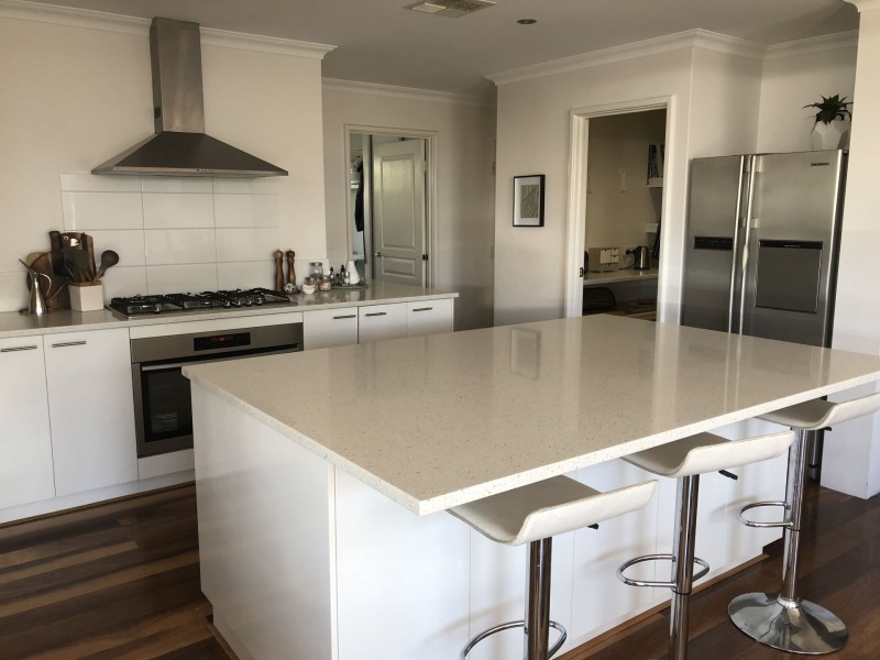 9 Advance Road, Dalyellup WA 6230