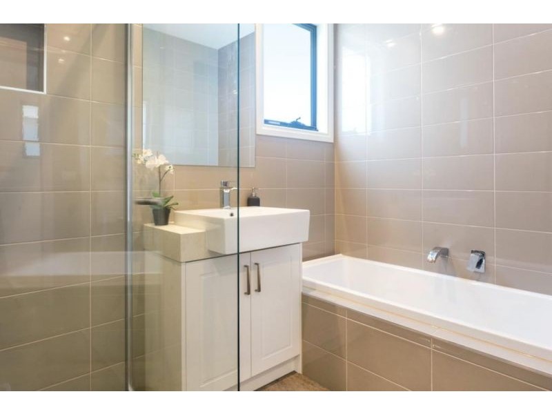 4B Bales Street, Mount Waverley VIC 3149