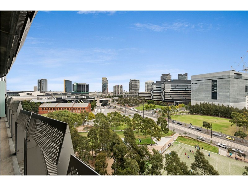 909/8 Waterview Walk, Docklands VIC 3008