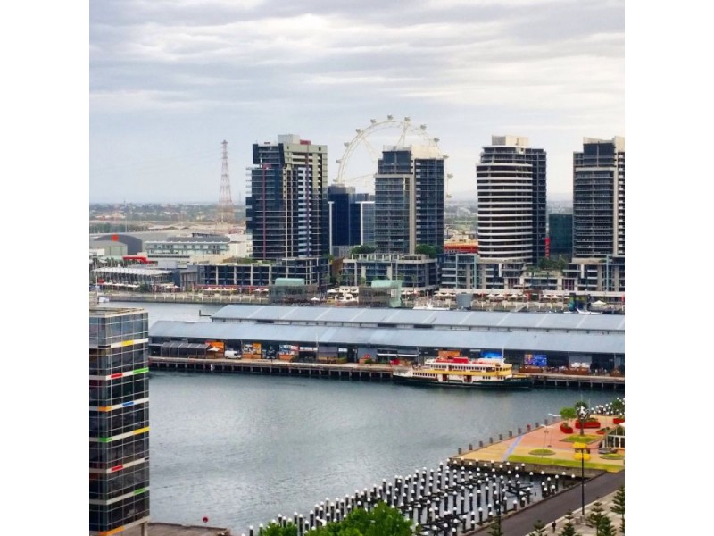 909/8 Waterview Walk, Docklands VIC 3008