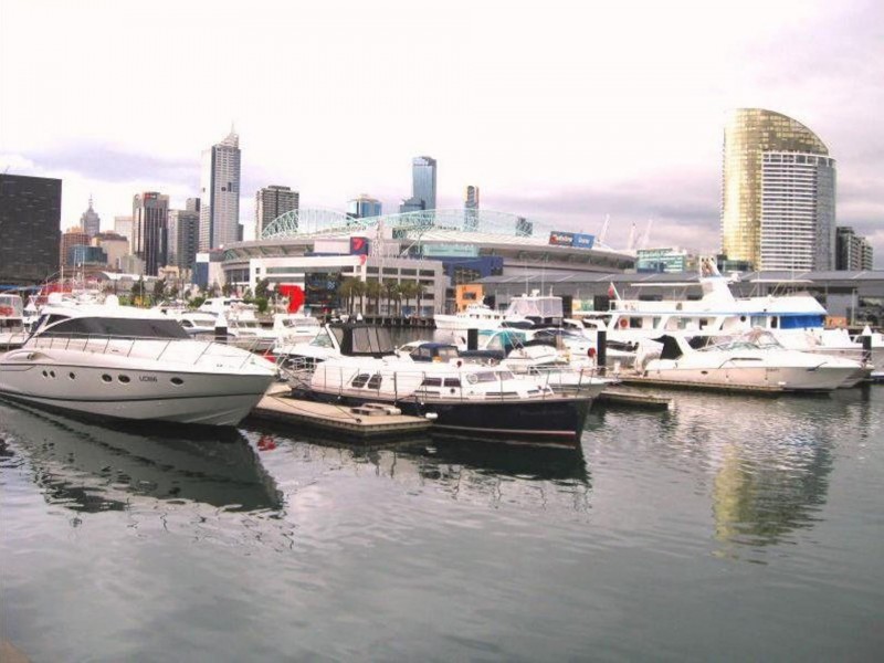 909/8 Waterview Walk, Docklands VIC 3008