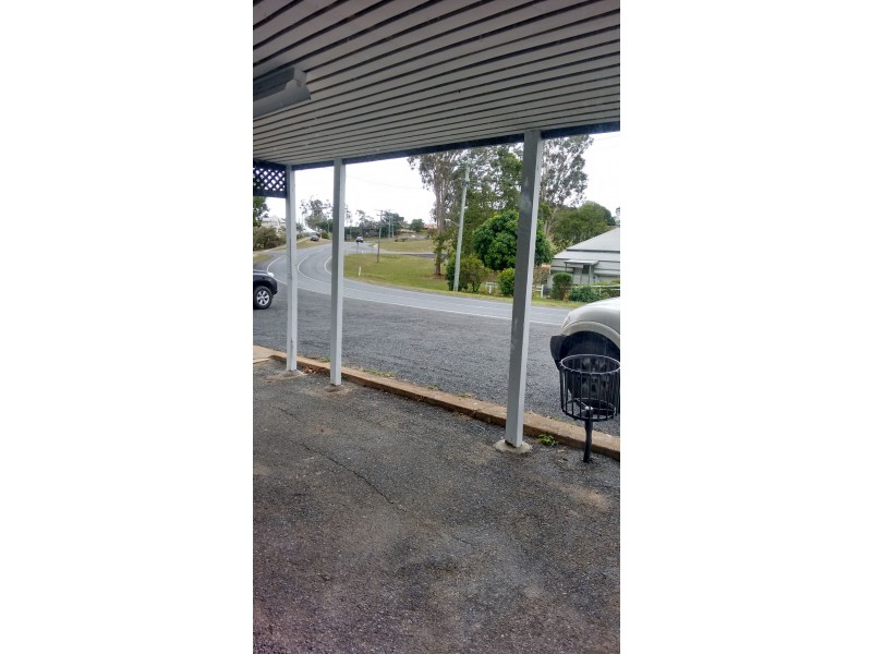 38 Central Street, Mount Morgan QLD 4714
