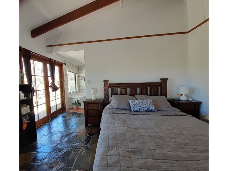 31 Spurrier Road, Mareeba QLD 4880