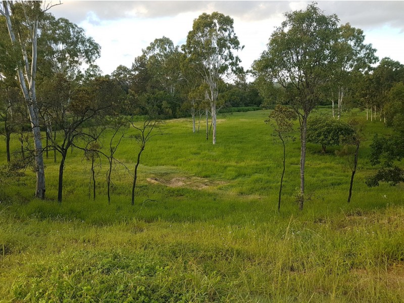 31 Spurrier Road, Mareeba QLD 4880