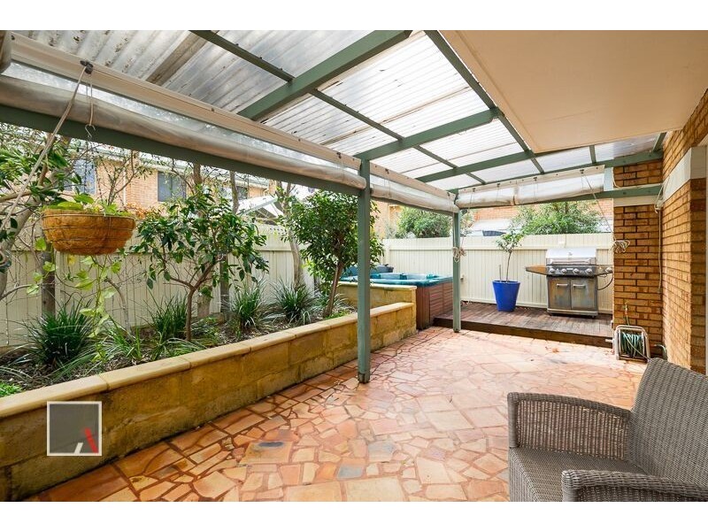 8/1 Brentham St, Leederville WA 6007