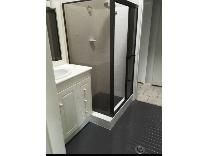 1 Dunrossil Avenue, Watanobbi NSW 2259