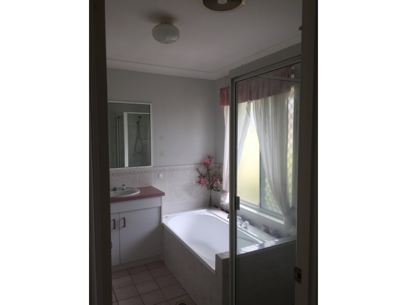 20 Kilsay Crescent, Meadowbrook QLD 4131