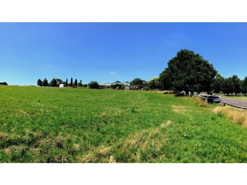 148 Hopetoun Road, Drouin VIC 3818