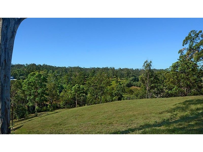 12 Kelso Court, Clear Mountain QLD 4500