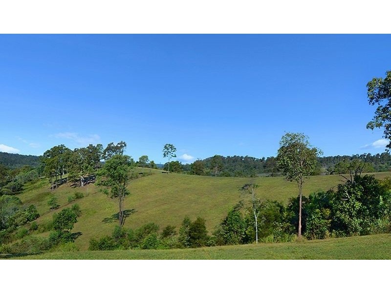 12 Kelso Court, Clear Mountain QLD 4500