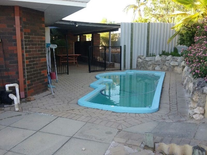 1 Barbrook Way, Warnbro WA 6169