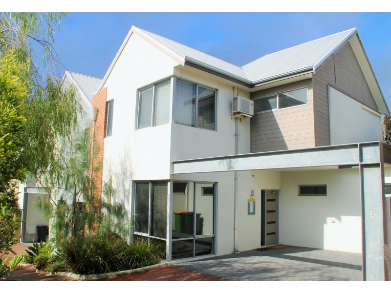 2/31 Harvest Rd, North Fremantle WA 6159