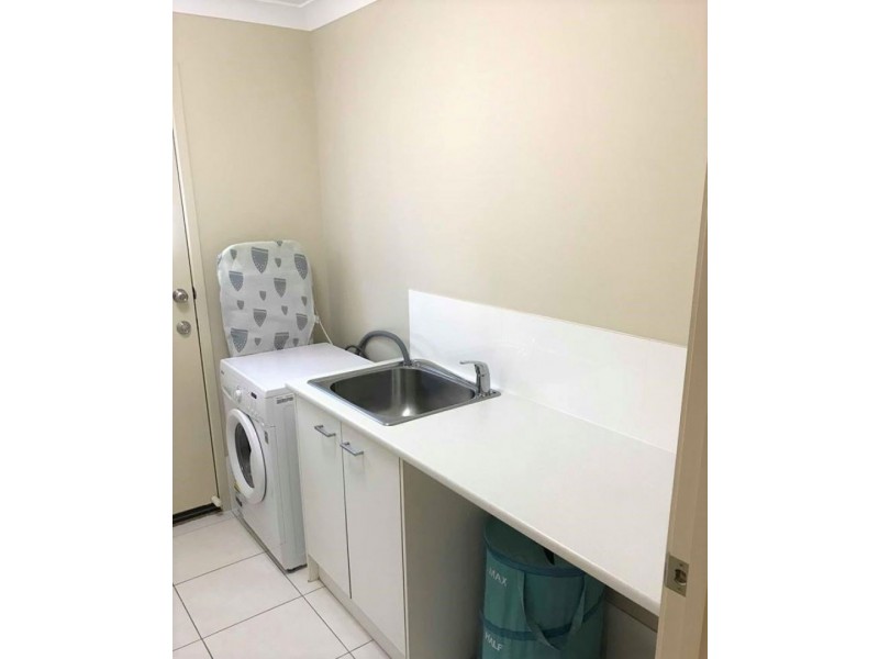 3 Shelley Avenue, Mount Warren Park QLD 4207