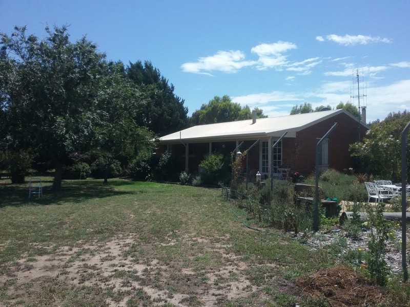 72 Victoria st, Sutton NSW 2620