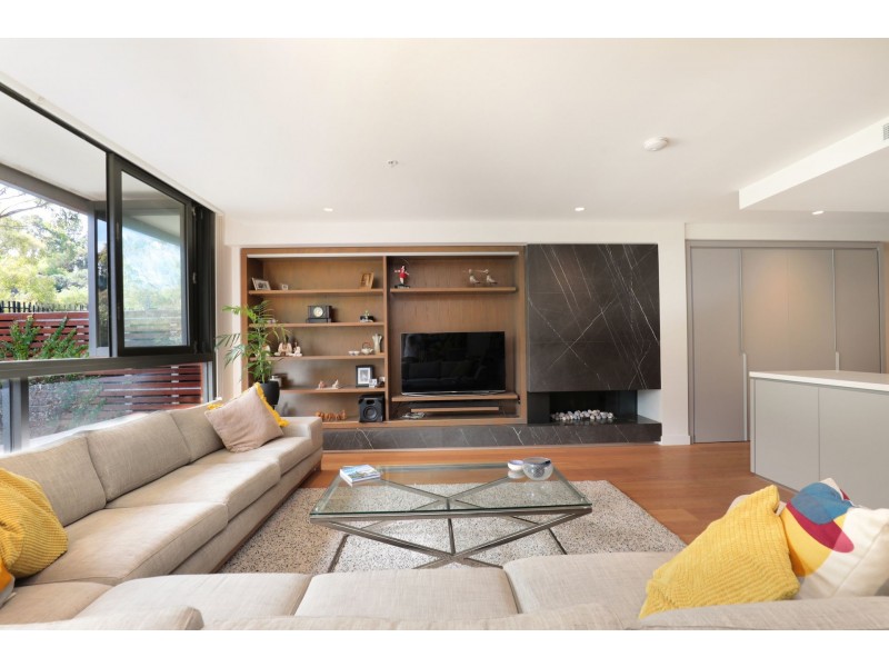 5LG/18 Acacia Place, Abbotsford VIC 3067