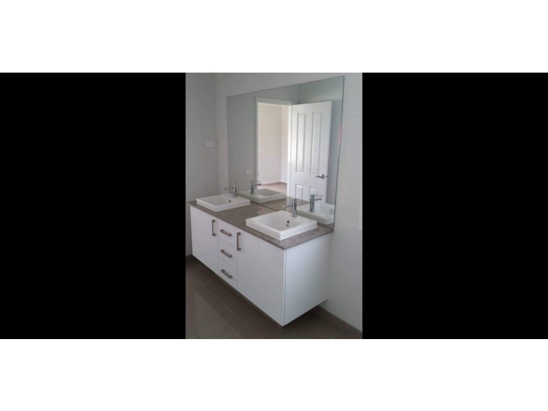 20 Magpie st, Brookfield VIC 3338