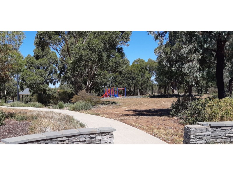 20 Magpie st, Brookfield VIC 3338