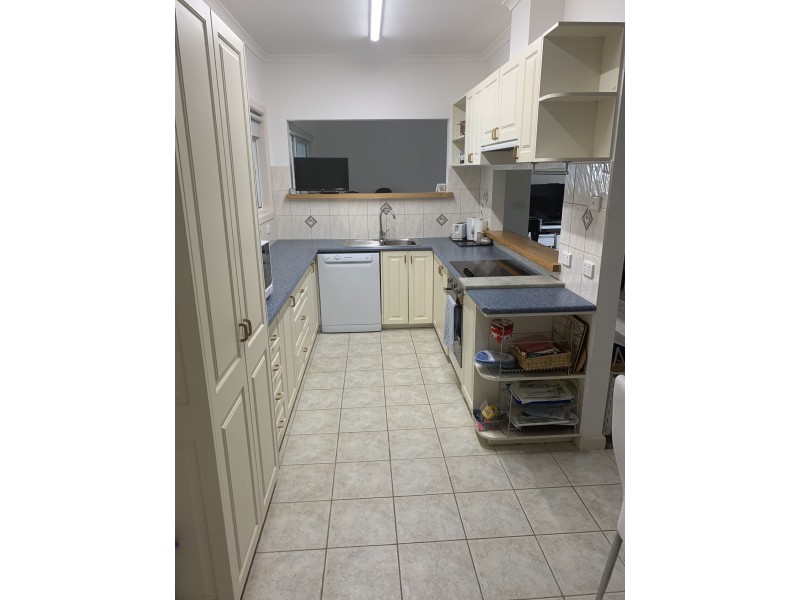 28 First Parade, Raymond Island VIC 3880