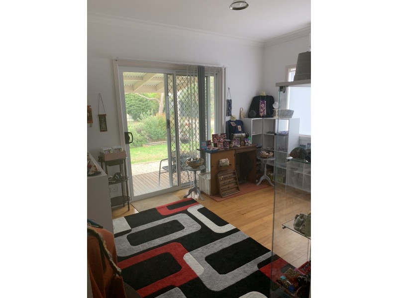 28 First Parade, Raymond Island VIC 3880