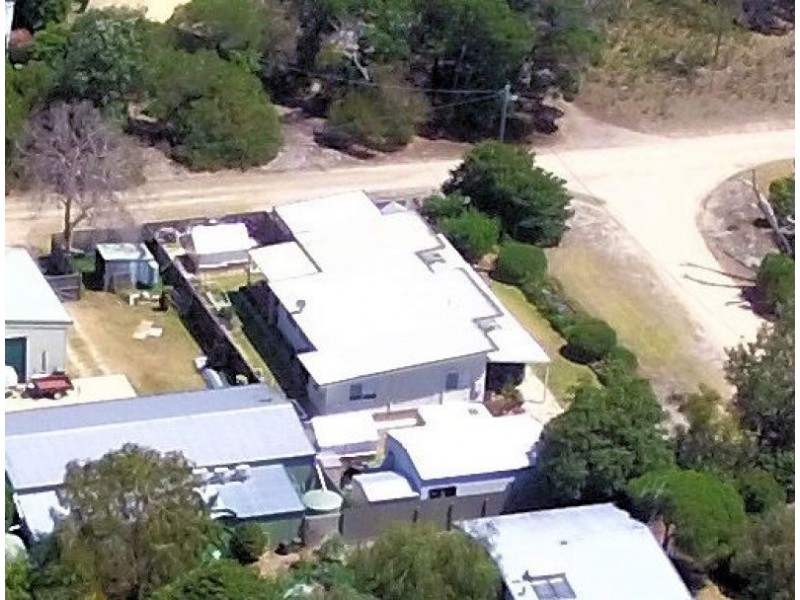 28 First Parade, Raymond Island VIC 3880