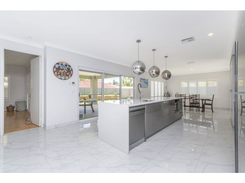 82A Empire Ave, Wembley Downs WA 6019