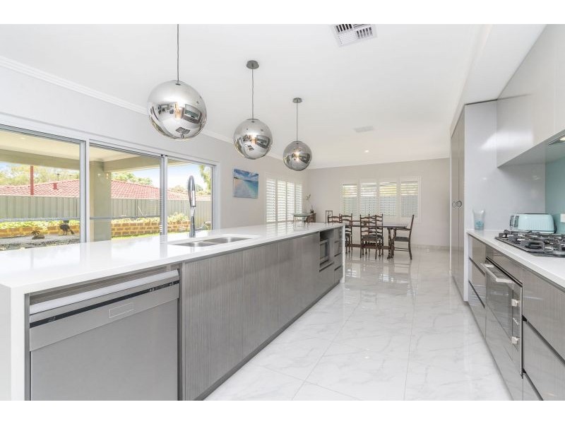 82A Empire Ave, Wembley Downs WA 6019