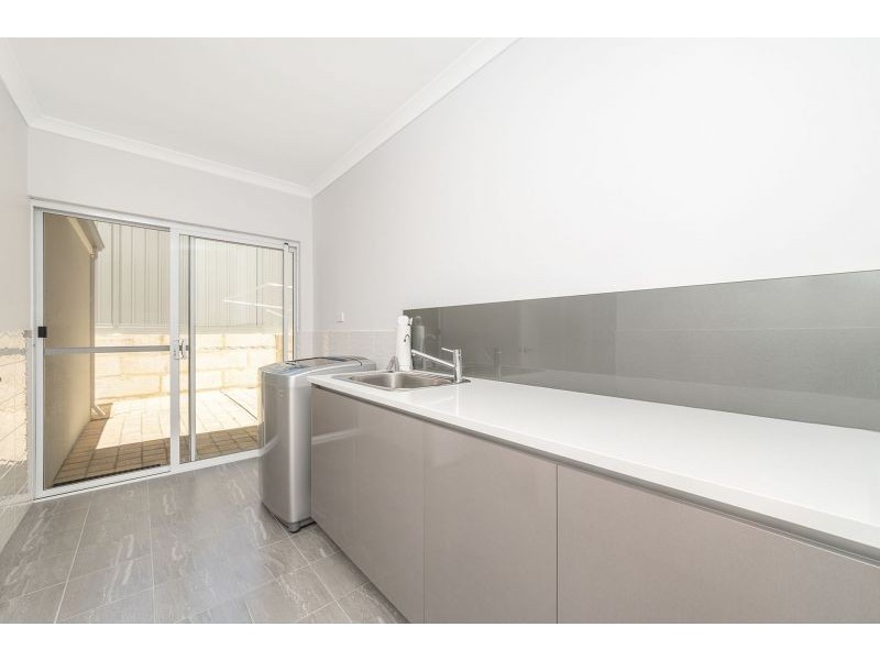 82A Empire Ave, Wembley Downs WA 6019