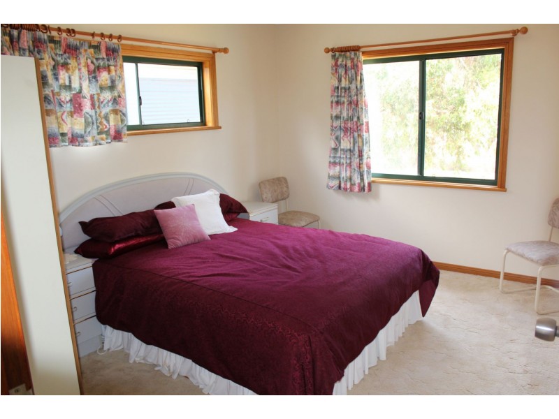 5058 Angas Valley Road, Walker Flat SA 5238