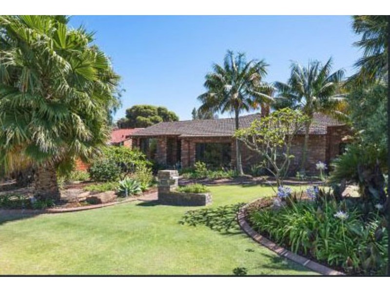 1 Seaforth Loop, Kallaroo WA 6025