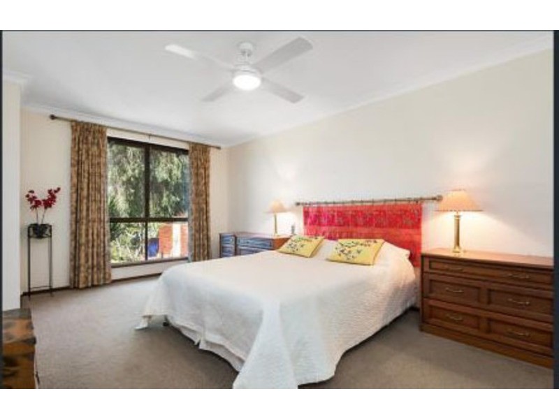 1 Seaforth Loop, Kallaroo WA 6025