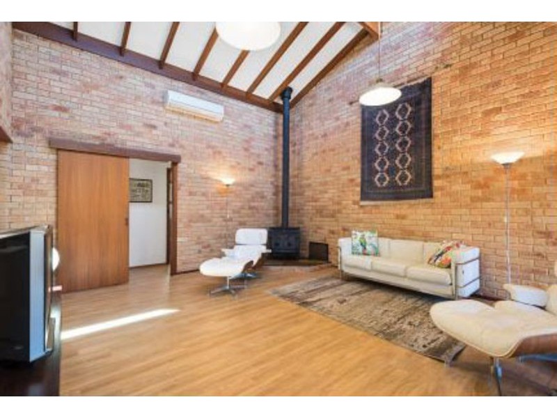 1 Seaforth Loop, Kallaroo WA 6025