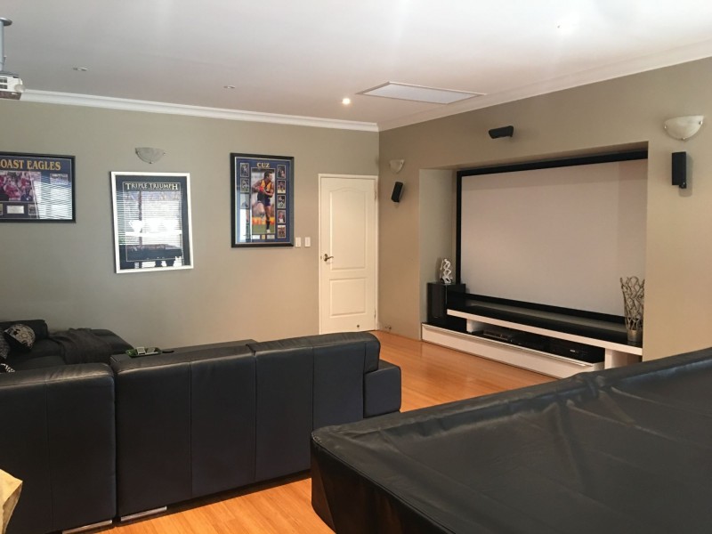 11 Cobblestones Circuit, Secret Harbour WA 6173