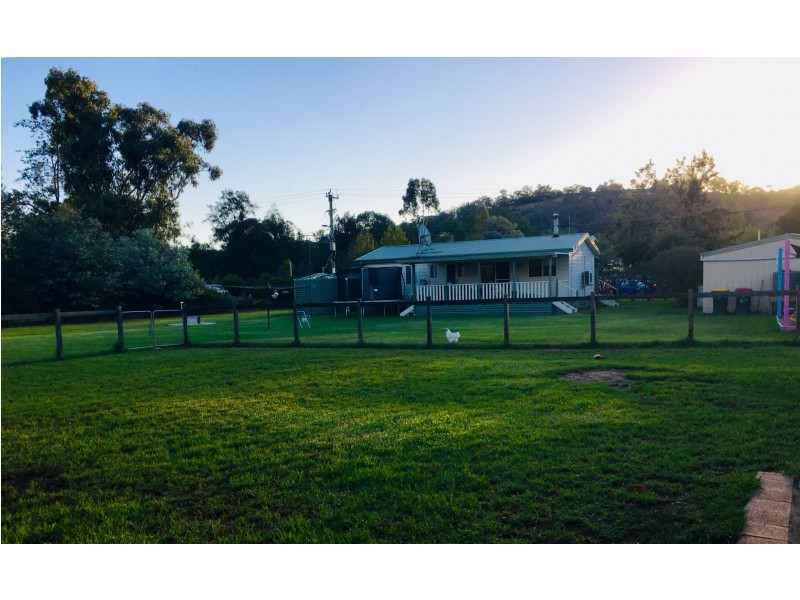 66-68 Nundle road, Woolomin NSW 2340