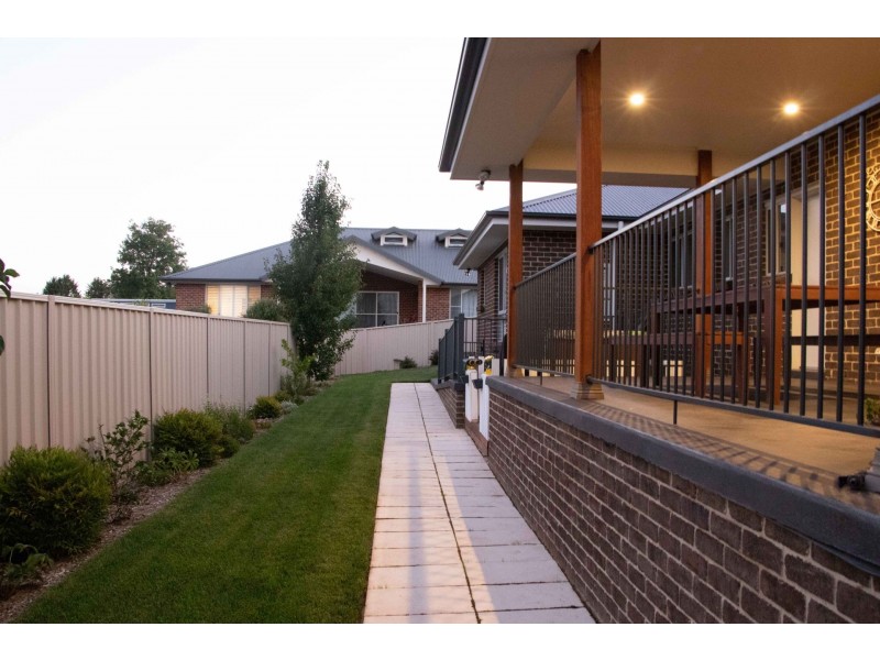 1 Eliza Place, Orange NSW 2800