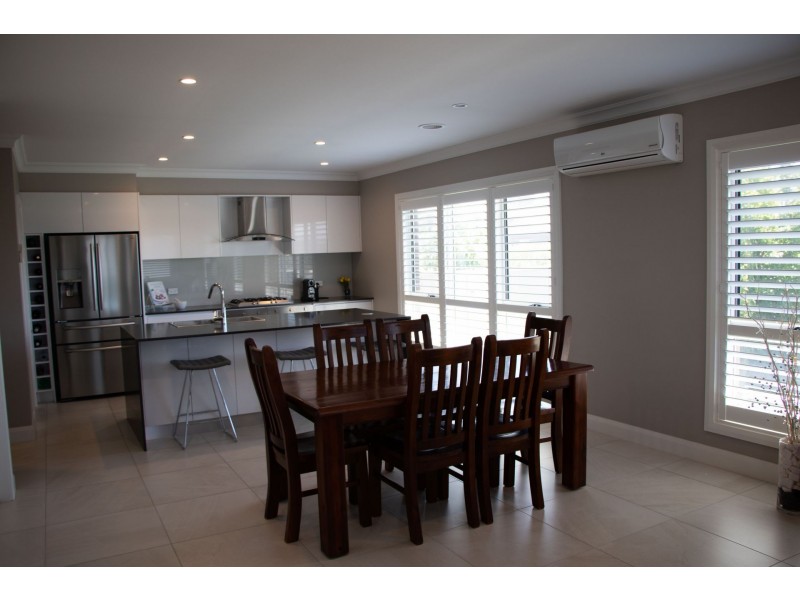 1 Eliza Place, Orange NSW 2800