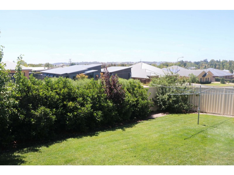 1 Eliza Place, Orange NSW 2800