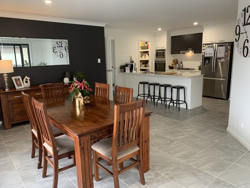27 Sunshine Circuit, Emerald Beach NSW 2456