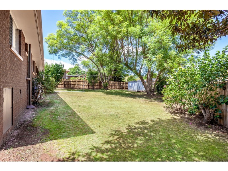 26 Angus St, Rangeville QLD 4350