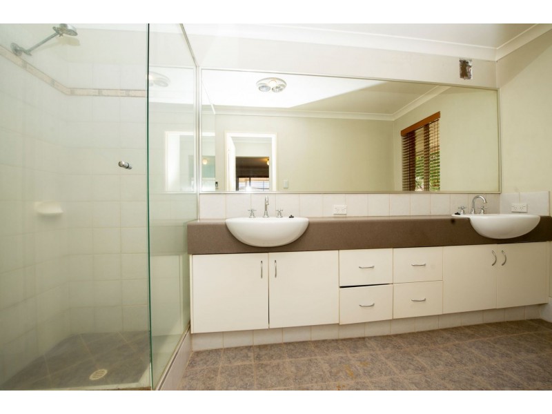 37 Avalon road, Australind WA 6233