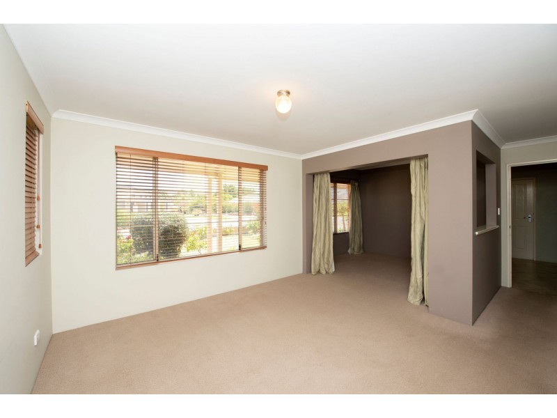 37 Avalon road, Australind WA 6233