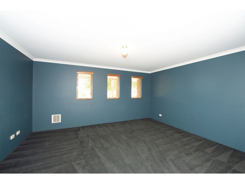 37 Avalon road, Australind WA 6233