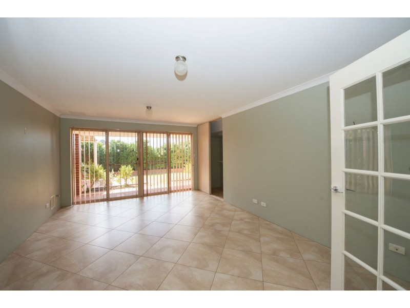 37 Avalon road, Australind WA 6233