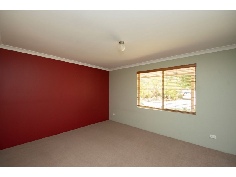 37 Avalon road, Australind WA 6233