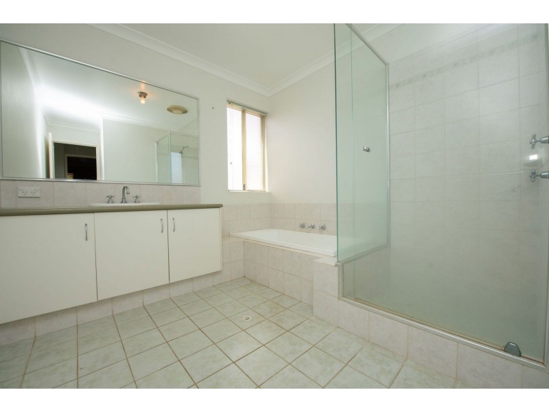 37 Avalon road, Australind WA 6233