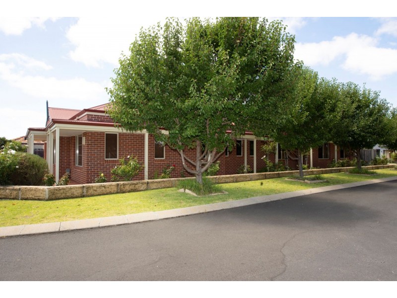 37 Avalon road, Australind WA 6233