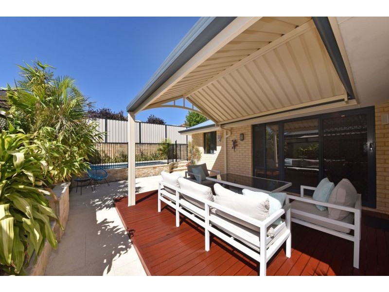 9 Trent Bridge Avenue, Madeley WA 6065