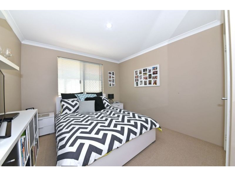 9 Trent Bridge Avenue, Madeley WA 6065