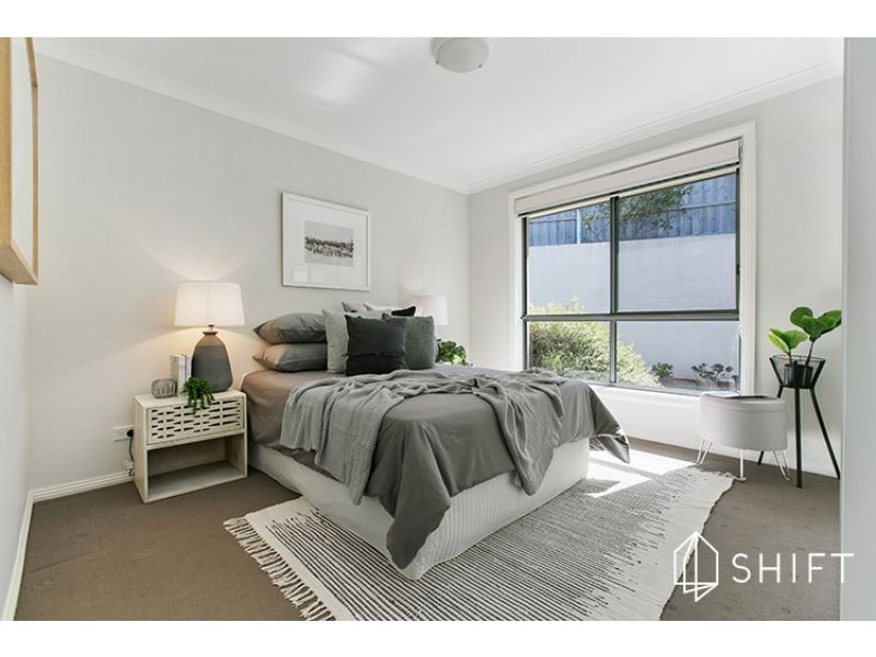 2 / 31 Stirling Ave, Blackmans Bay TAS 7052